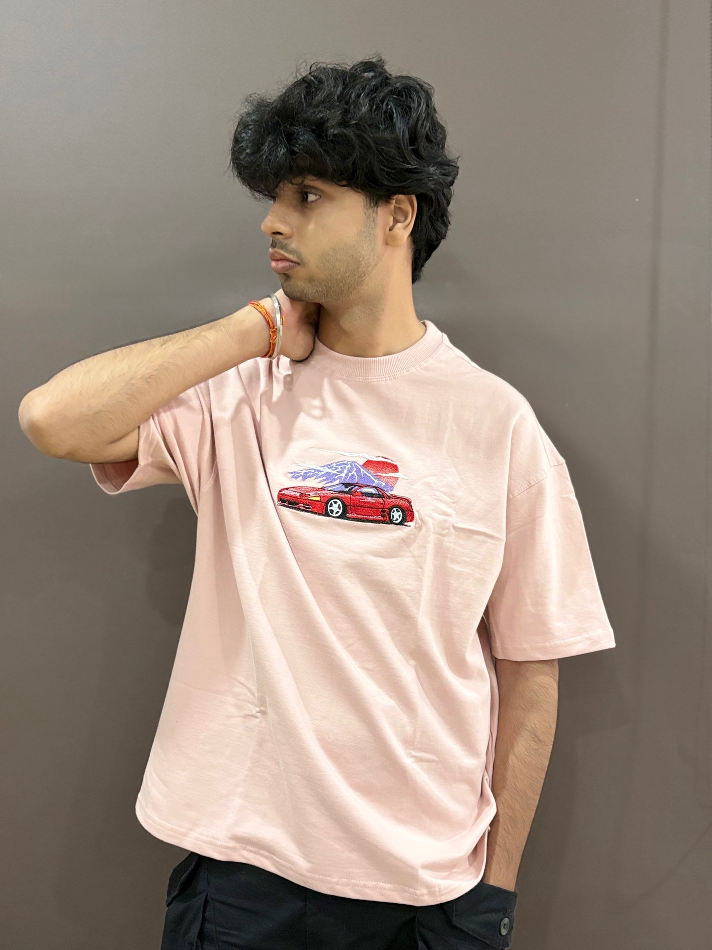 Baby pink oversized t-shirt with premium red car embroidery – Drip Saga streetwear