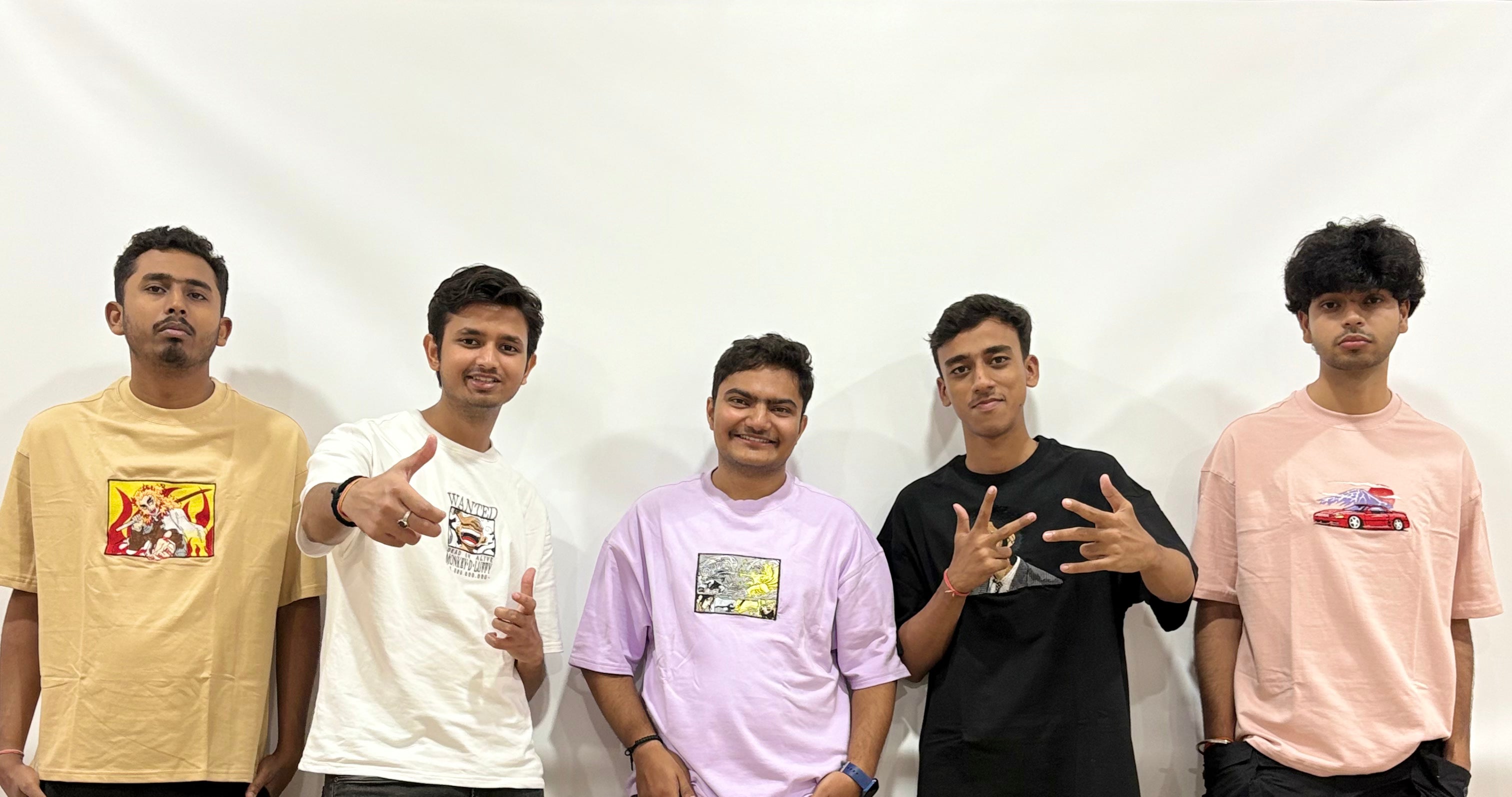 Drip Saga embroidered oversized streetwear t-shirts – trendy Gen Z fashion collection.
